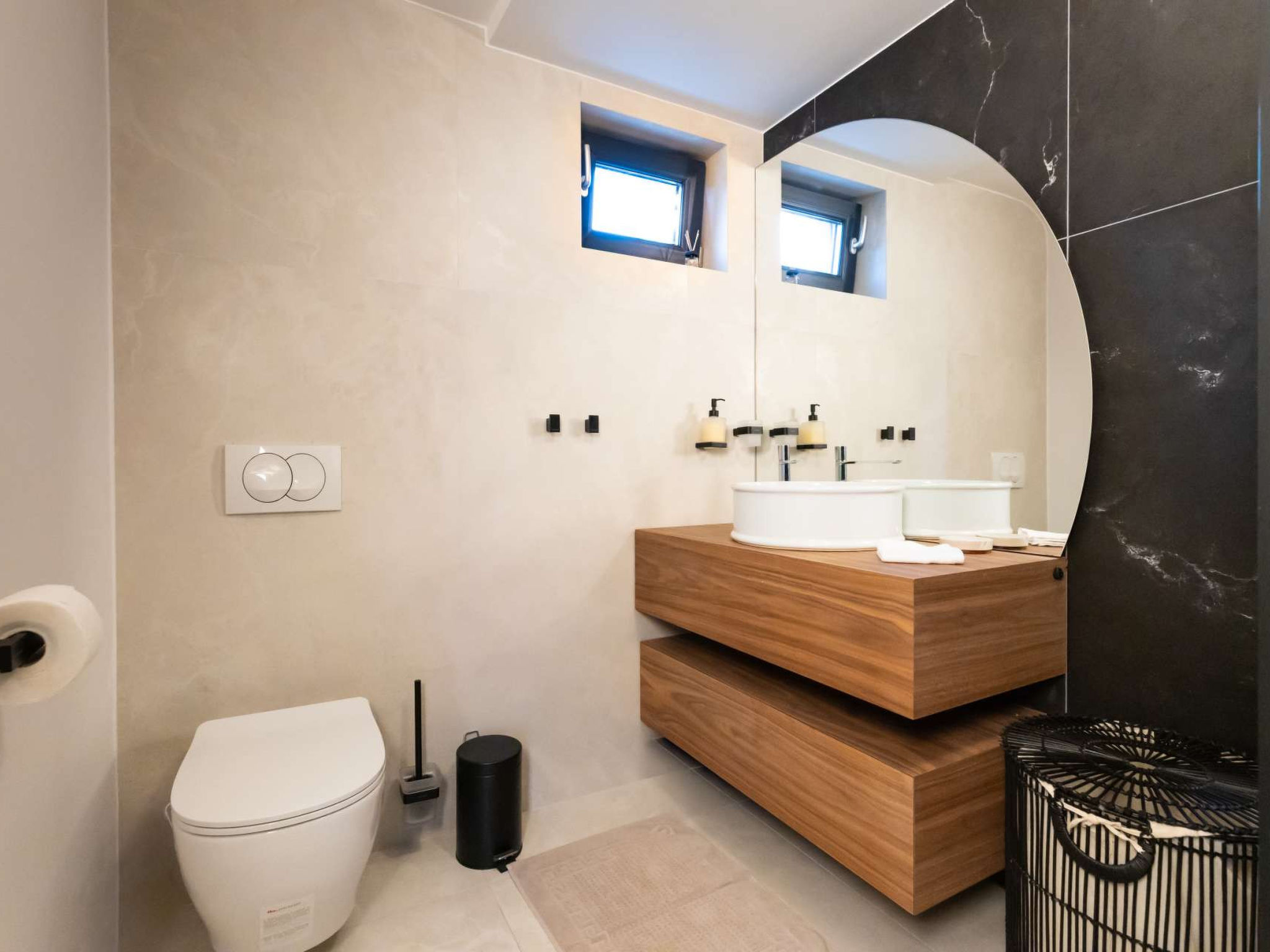 Luxury Villa Positiva with heated pool - Binnen
