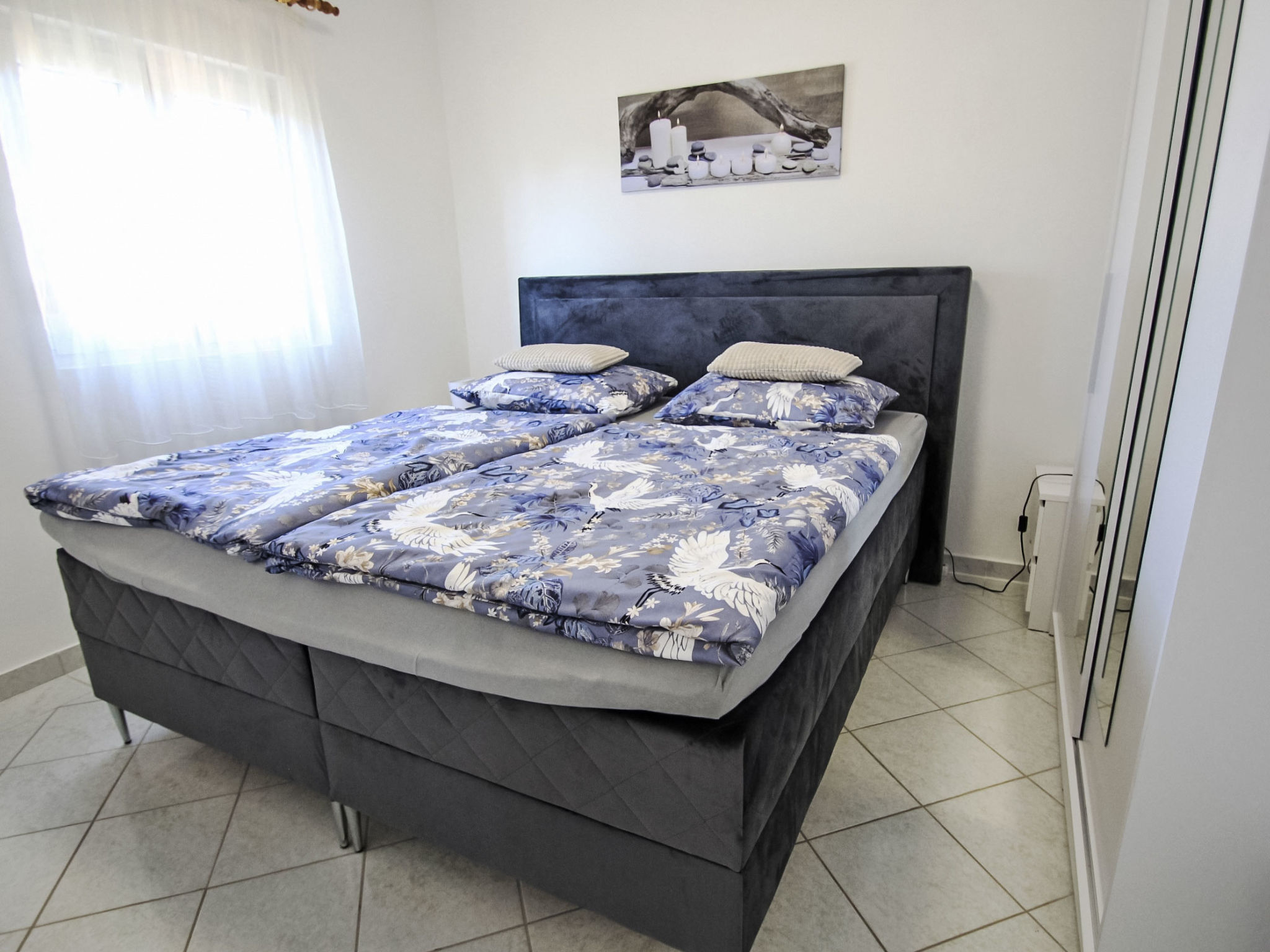 Apartment with heated pool on island Vir - Drinnen
