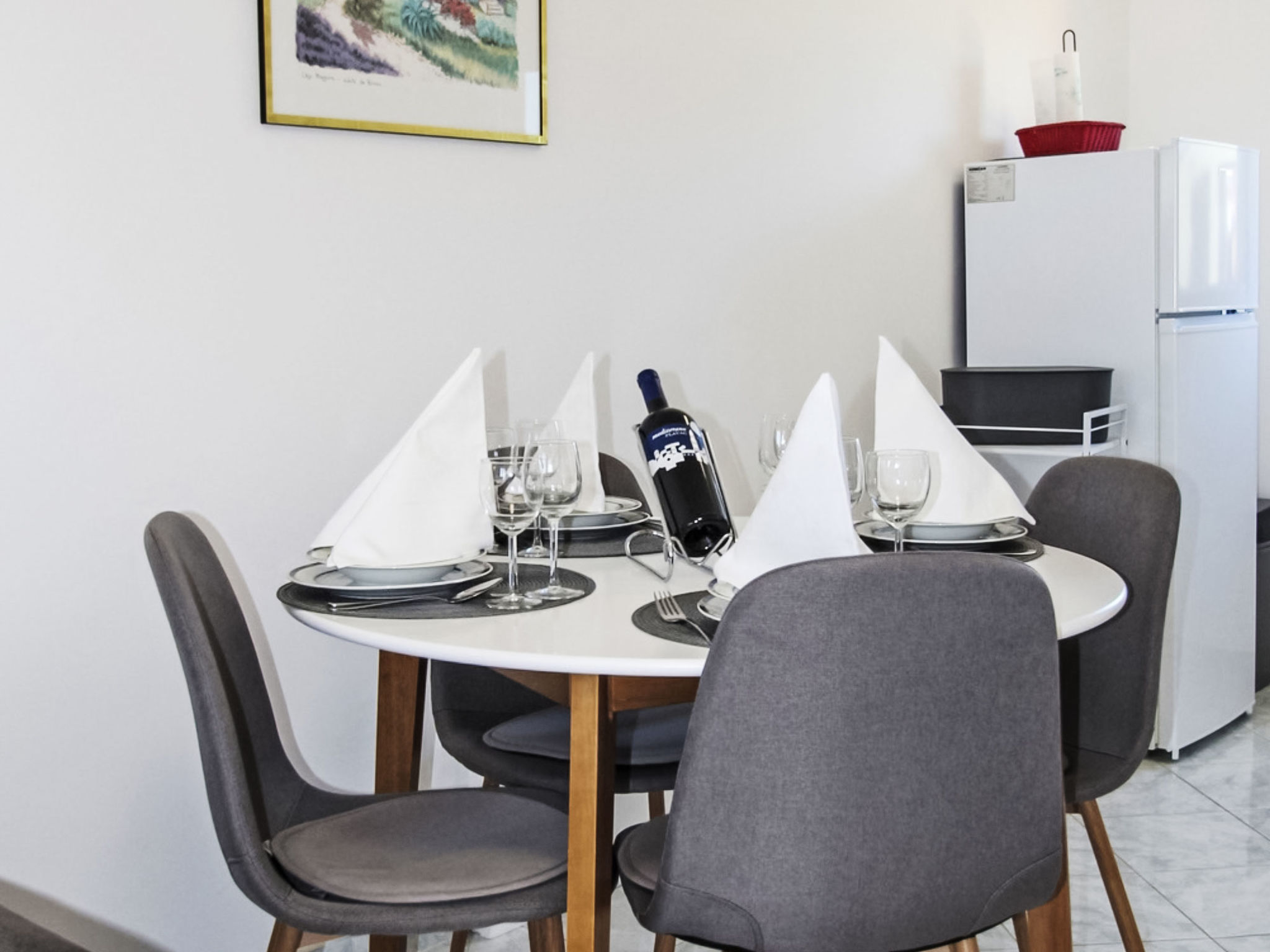 Apartment with heated pool on island Vir - Drinnen