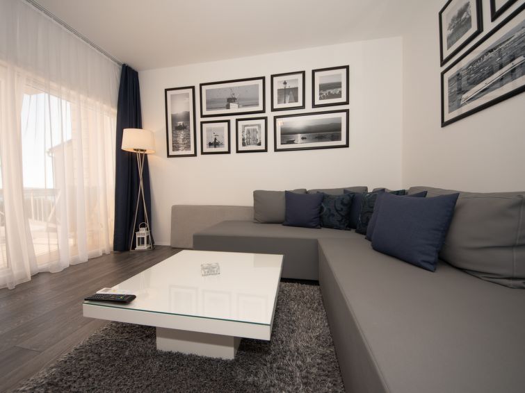 Search and Stay, undefined in undefined. Gallery position 4