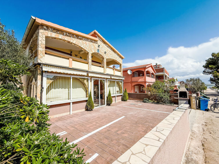 Nachtigall Vir Apartment in Vir