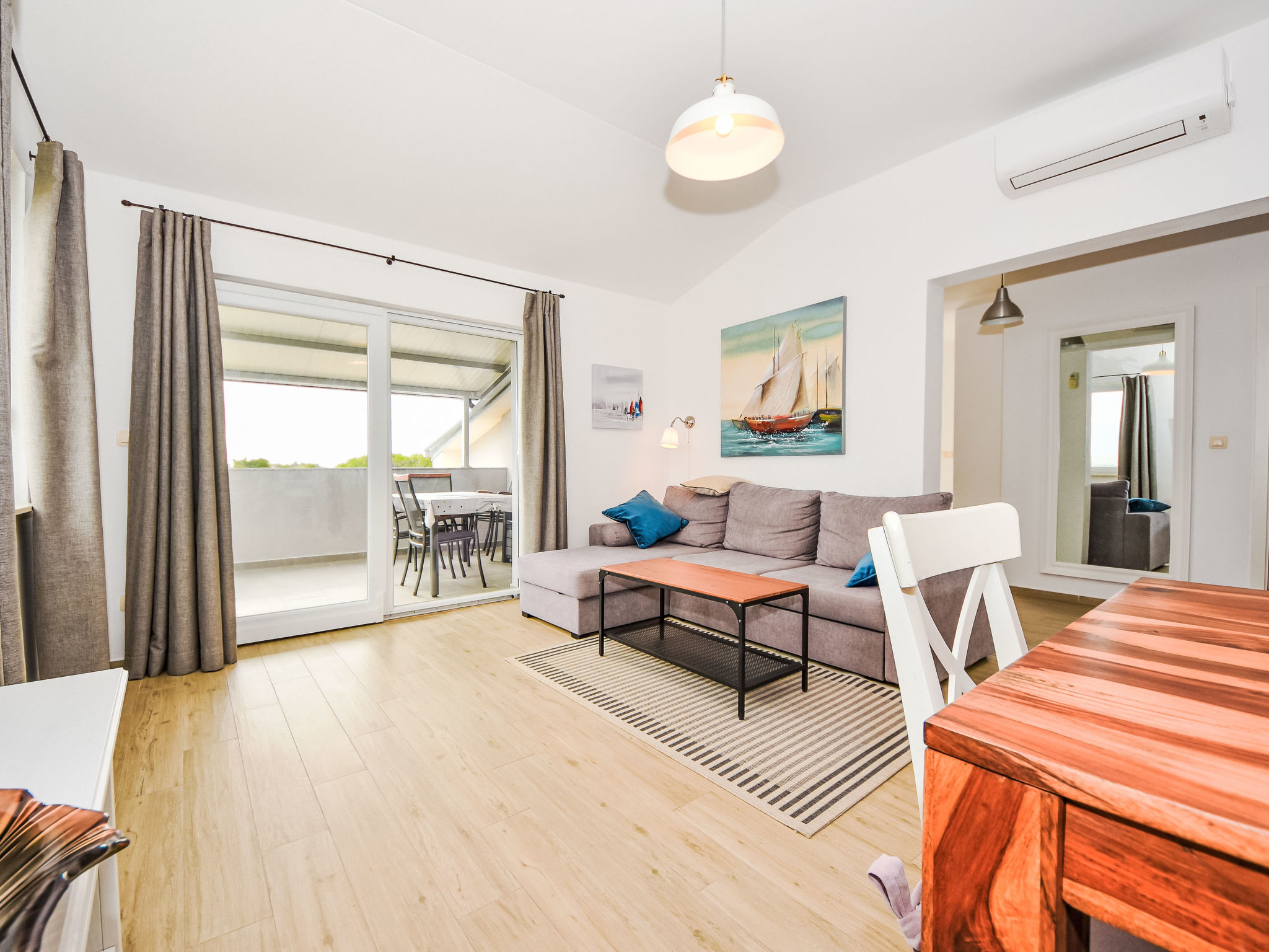 Photo of Luxury Apartment Mondo