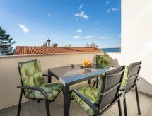 Tramonto: Appartement aan zee op 20m van het strand op Vir - thumbnail 2