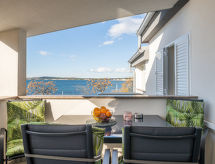 Tramonto: Modern appartement direct aan zee op het eiland Vir - thumbnail 2