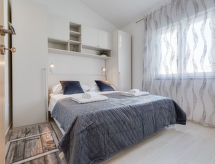 Tramonto: Modern appartement direct aan zee op het eiland Vir - thumbnail 4