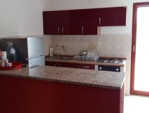 Frisse begane grondwoning met terras op 300m van zee in Vir - thumbnail 3