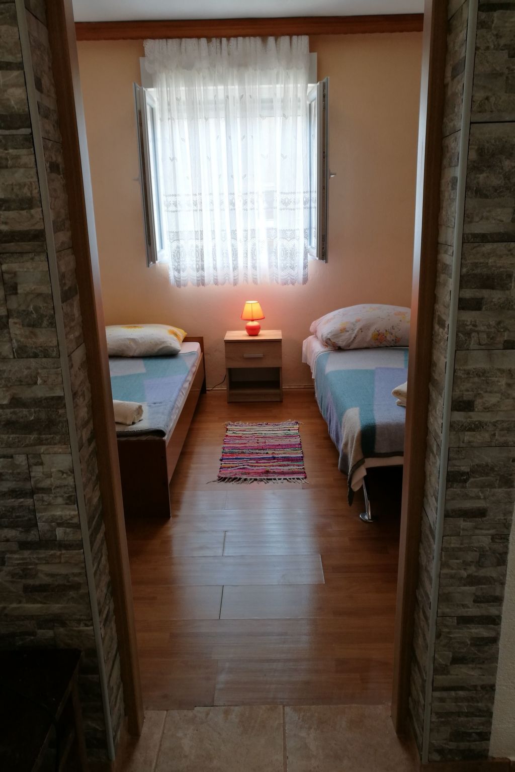 Gemütliche Erdgeschosswohnung Ema mit Terrasse-Image-tags.info