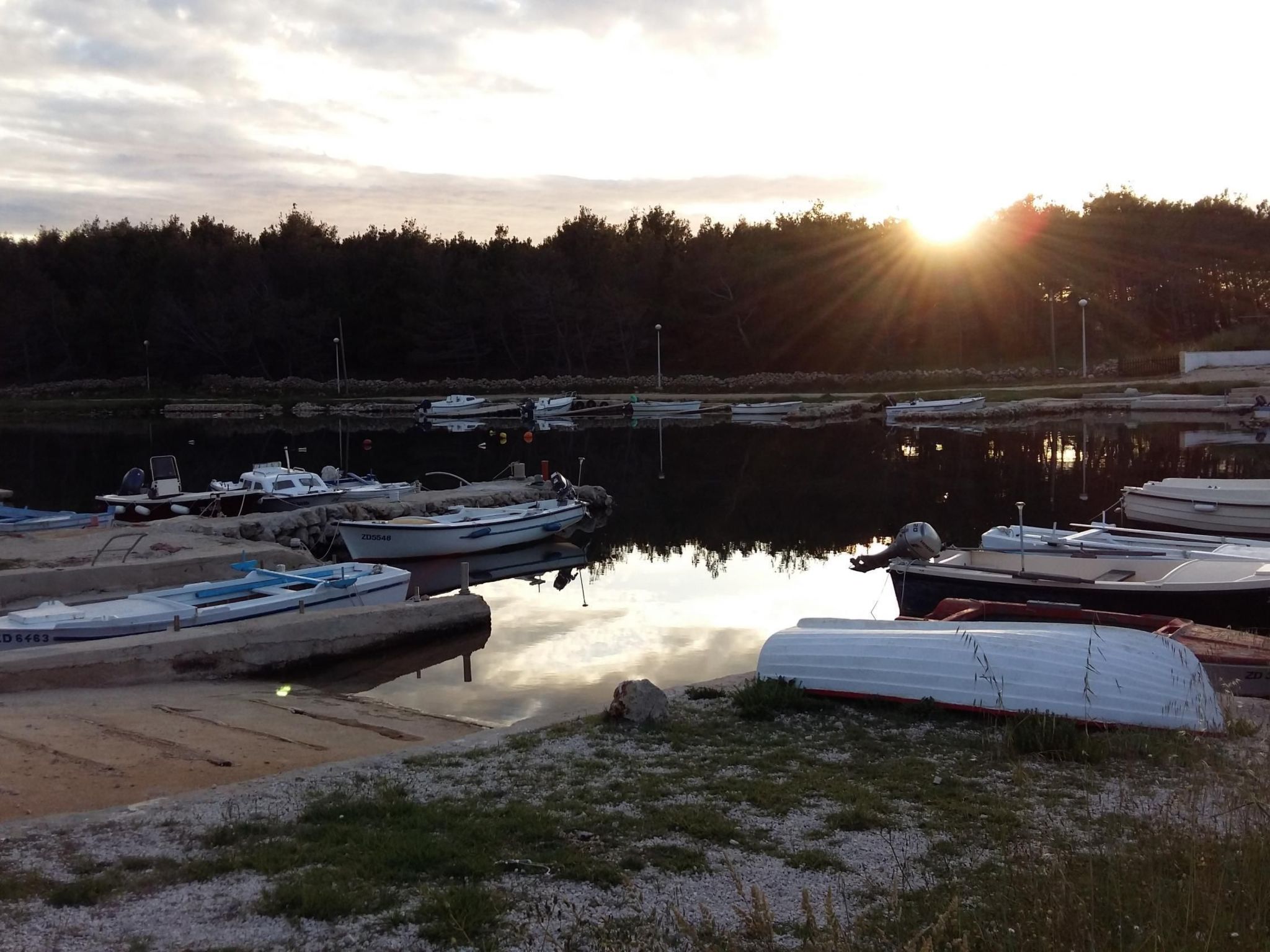 Ema erste Etage mit offener Terrasse-Binnen