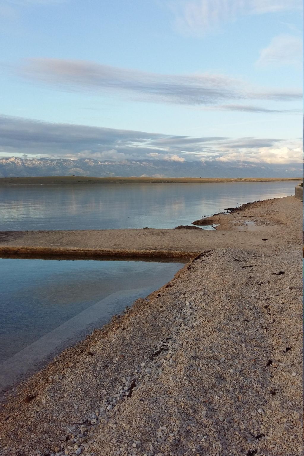 Ema erste Etage mit offener Terrasse-Binnen