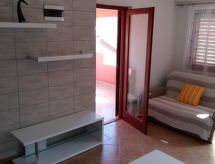Ruim appartement Ema in Vir voor 12 personen, vlakbij zee - thumbnail 6
