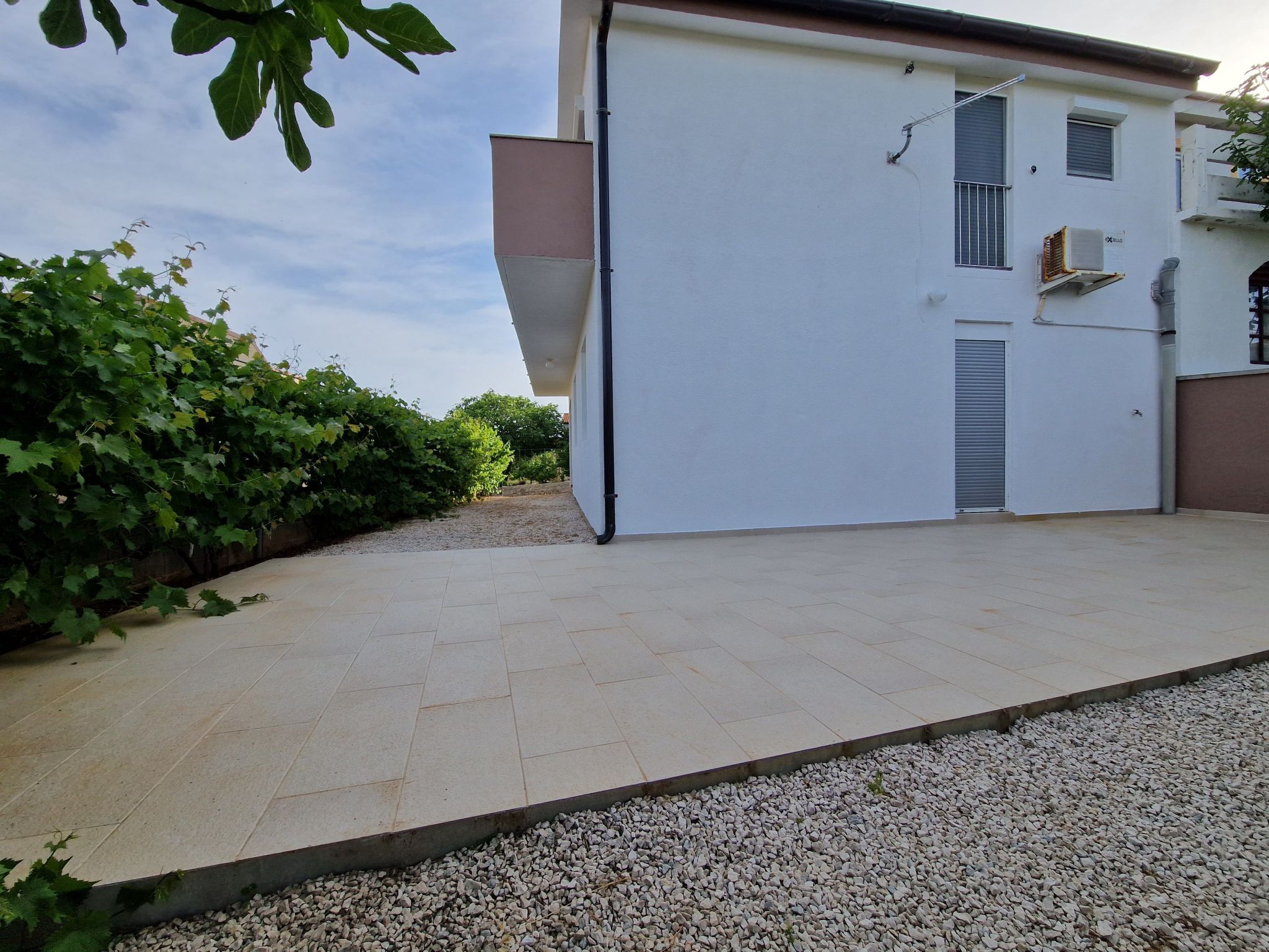 Gemütliche Wohnung Ema in Vir-Image-tags.info