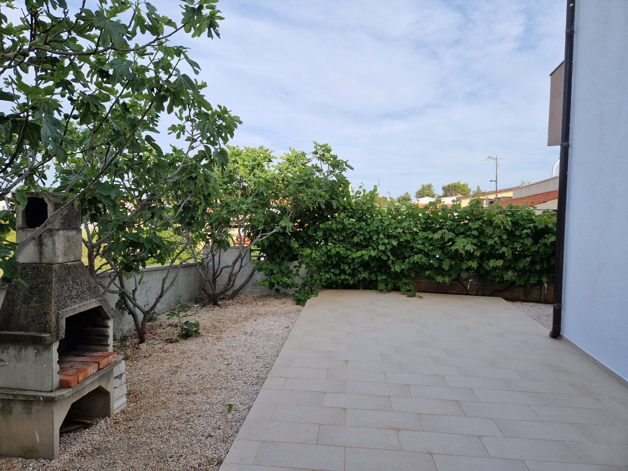 Gemütliche Wohnung Ema in Vir-Image-tags.info