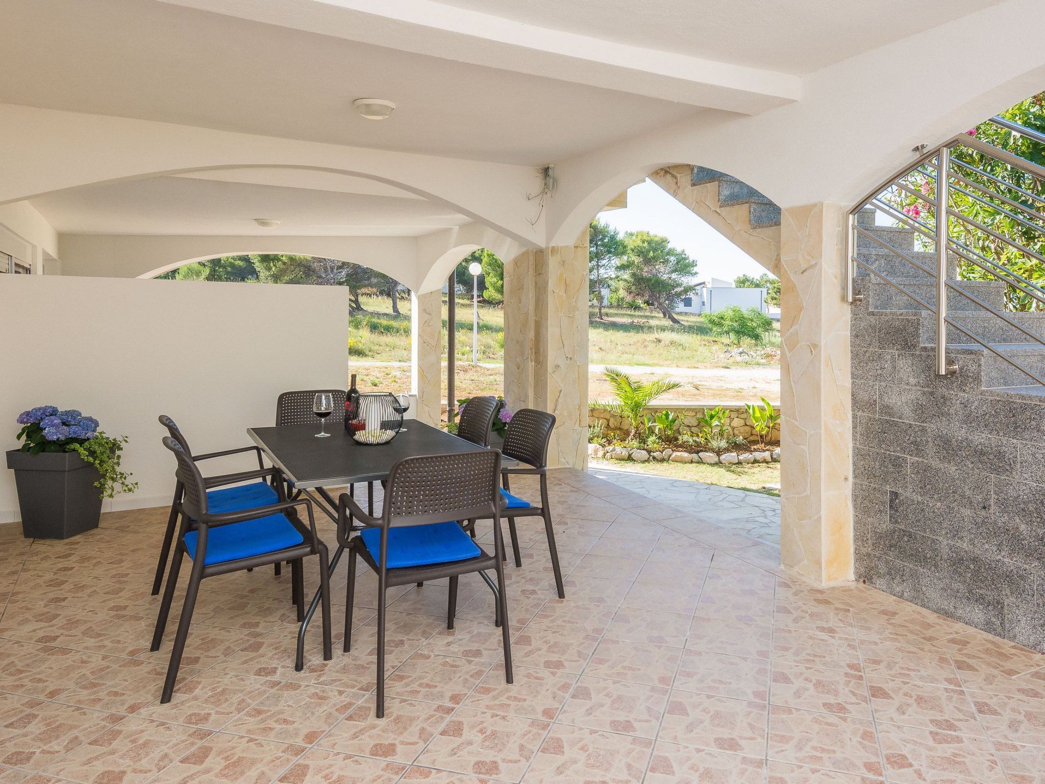 Apartment Andelic 1-Image-tags.info