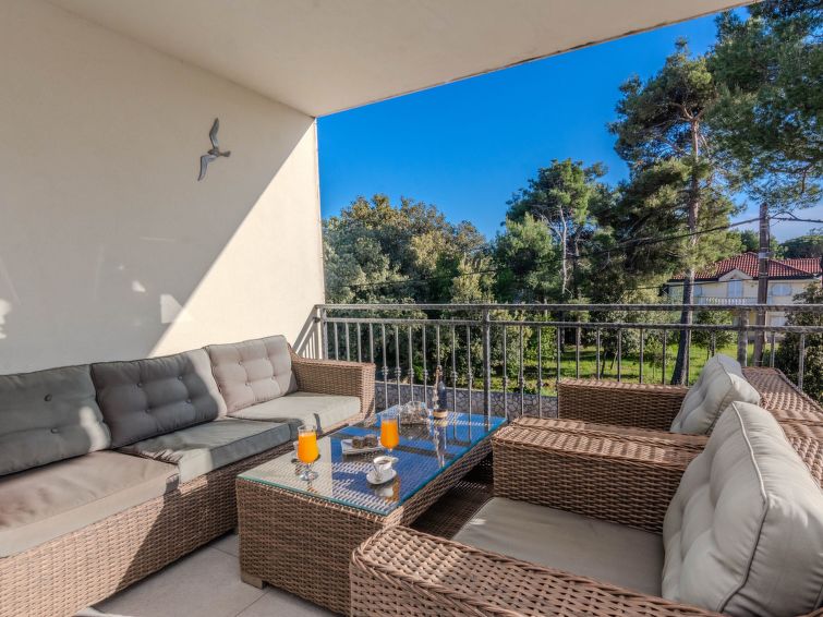 Apartement Eses in Vir
