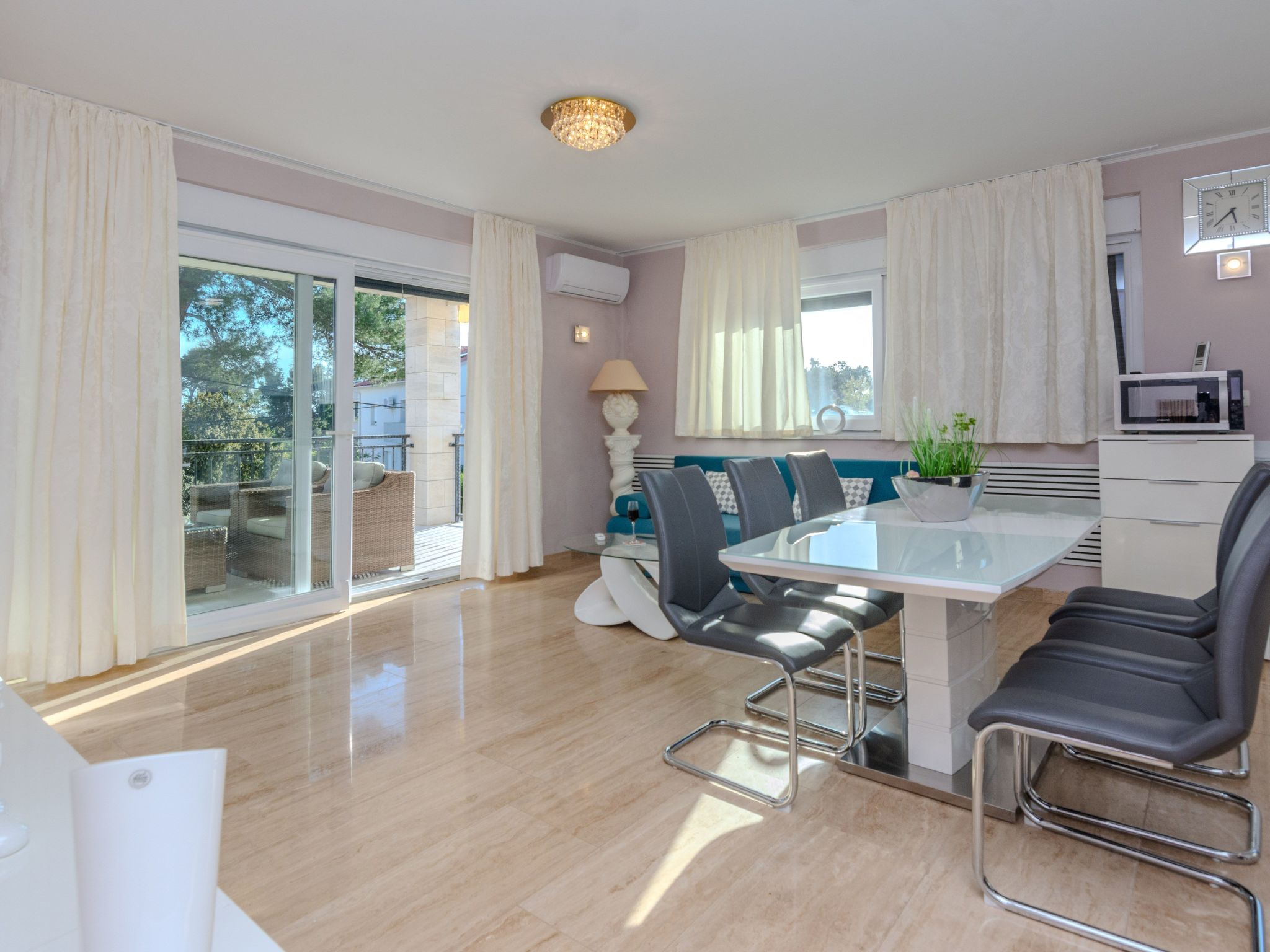 Apartement Eses-Image-tags.info