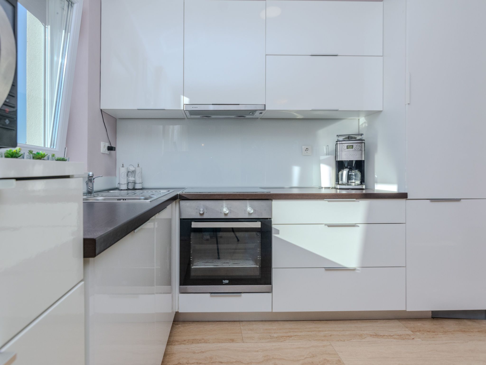 Apartement Eses-Image-tags.info