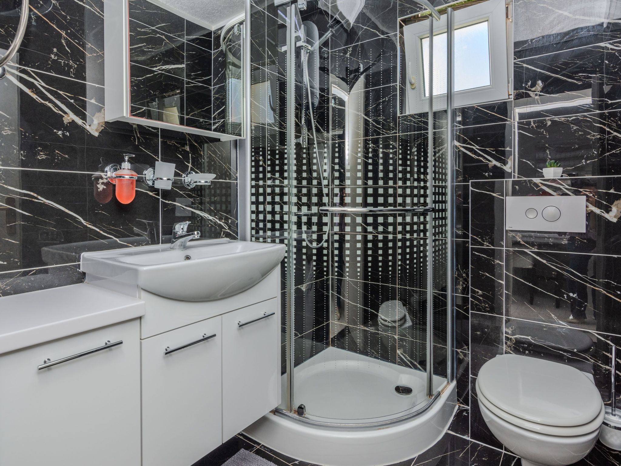 Apartment Lucica 2-Image-tags.info