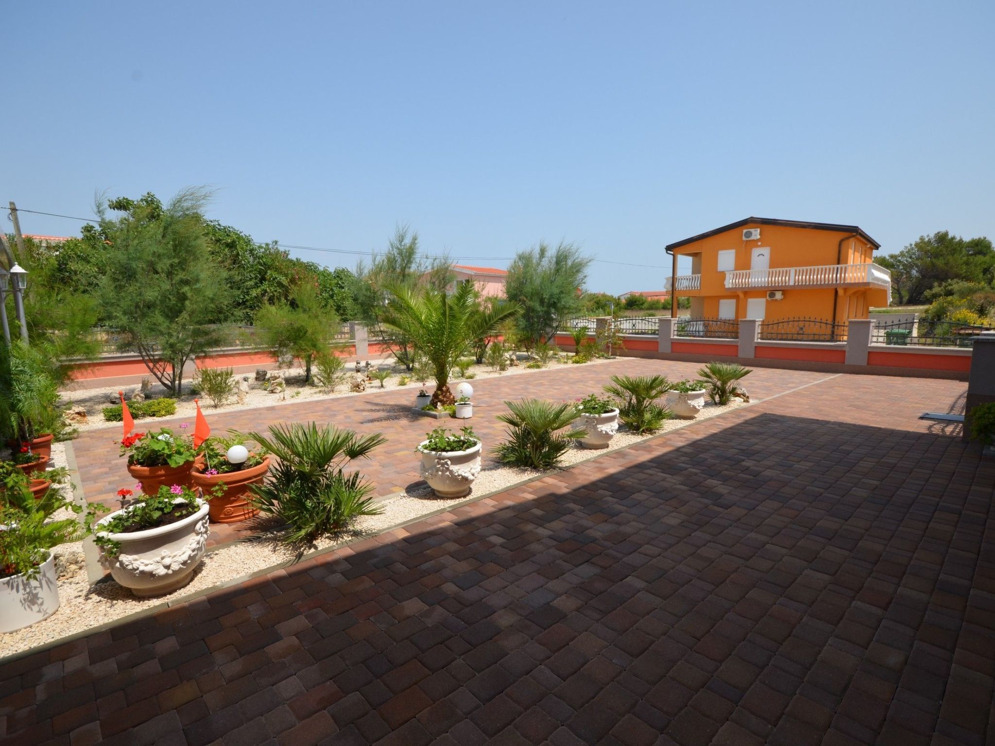 Apartment Komljen 1-Image-tags.info