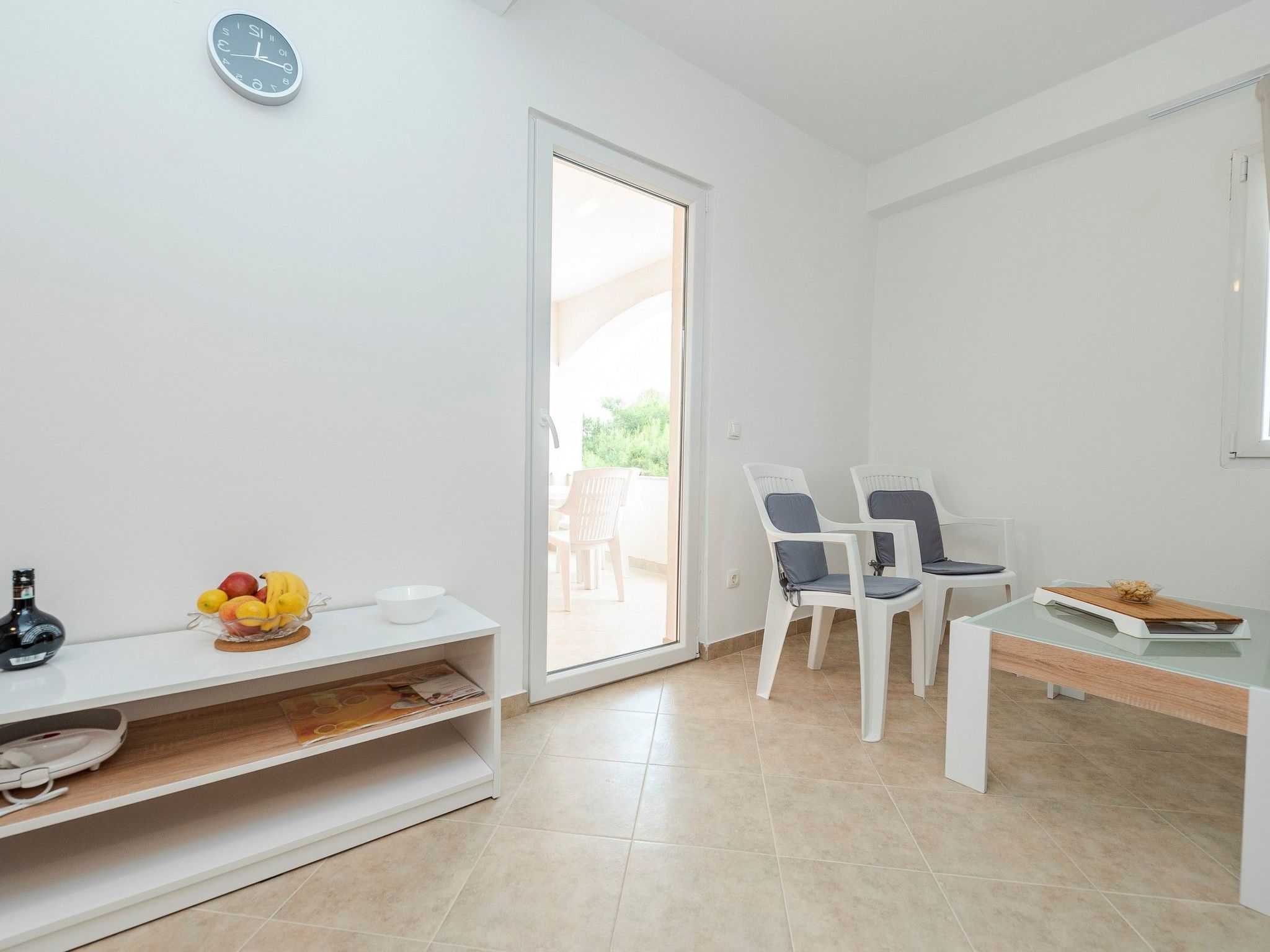 Apartment Simic 3-Image-tags.info