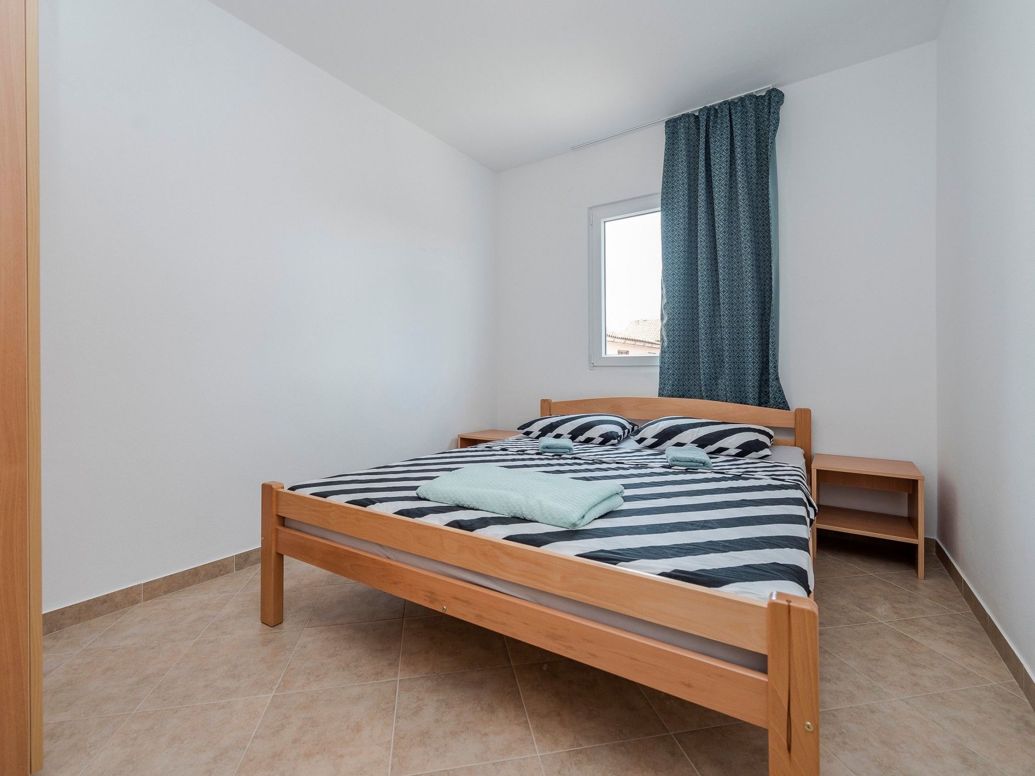 Apartment Simic 3-Image-tags.info