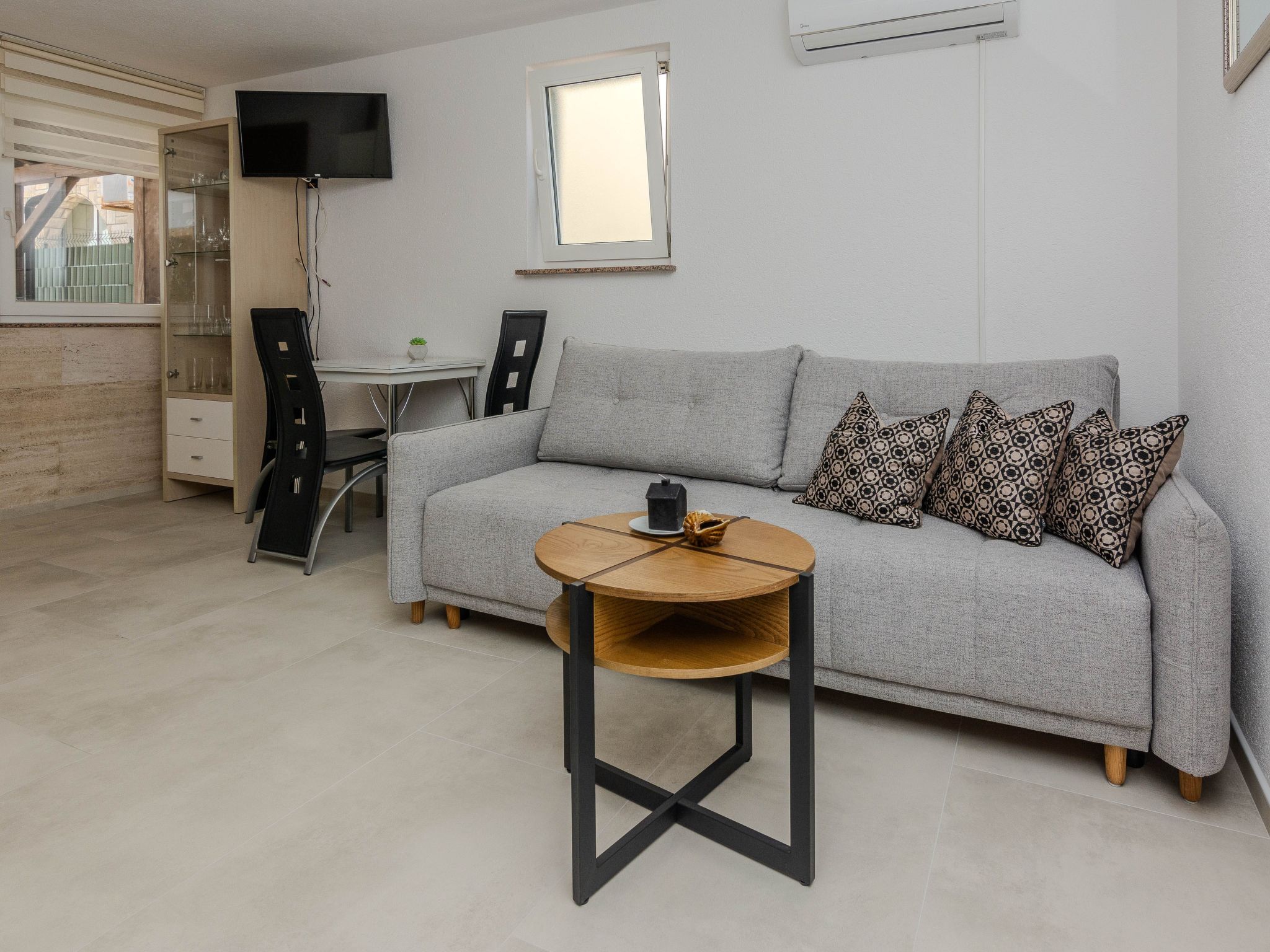 Apartment Tukara 1-Image-tags.info