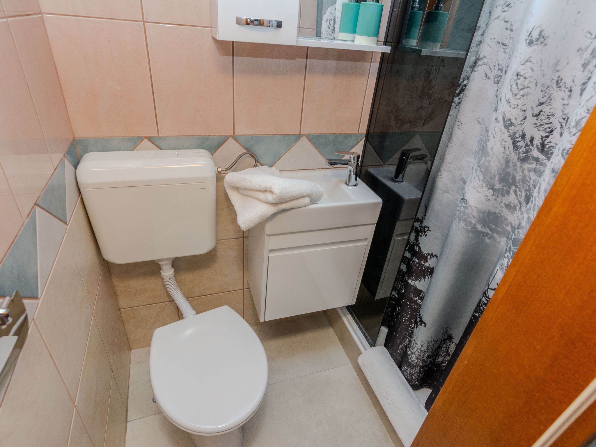 Apartment Tukara 1-Image-tags.info