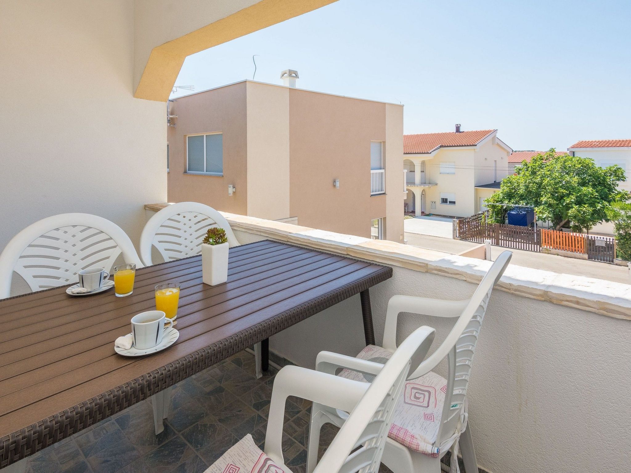 Apartment Galic 4-Image-tags.info