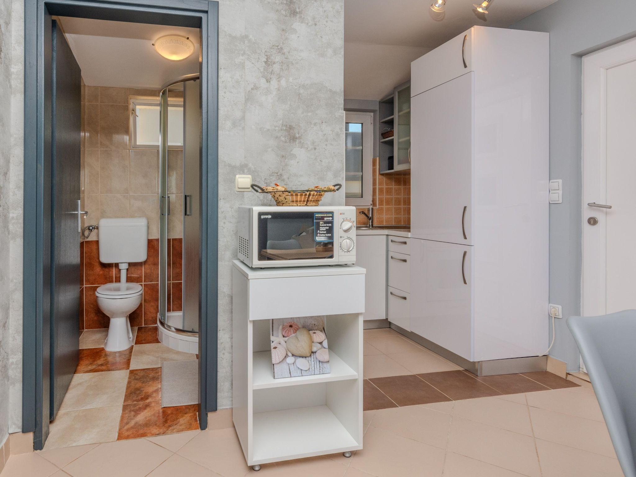 Apartment Mahnet 2-Image-tags.info