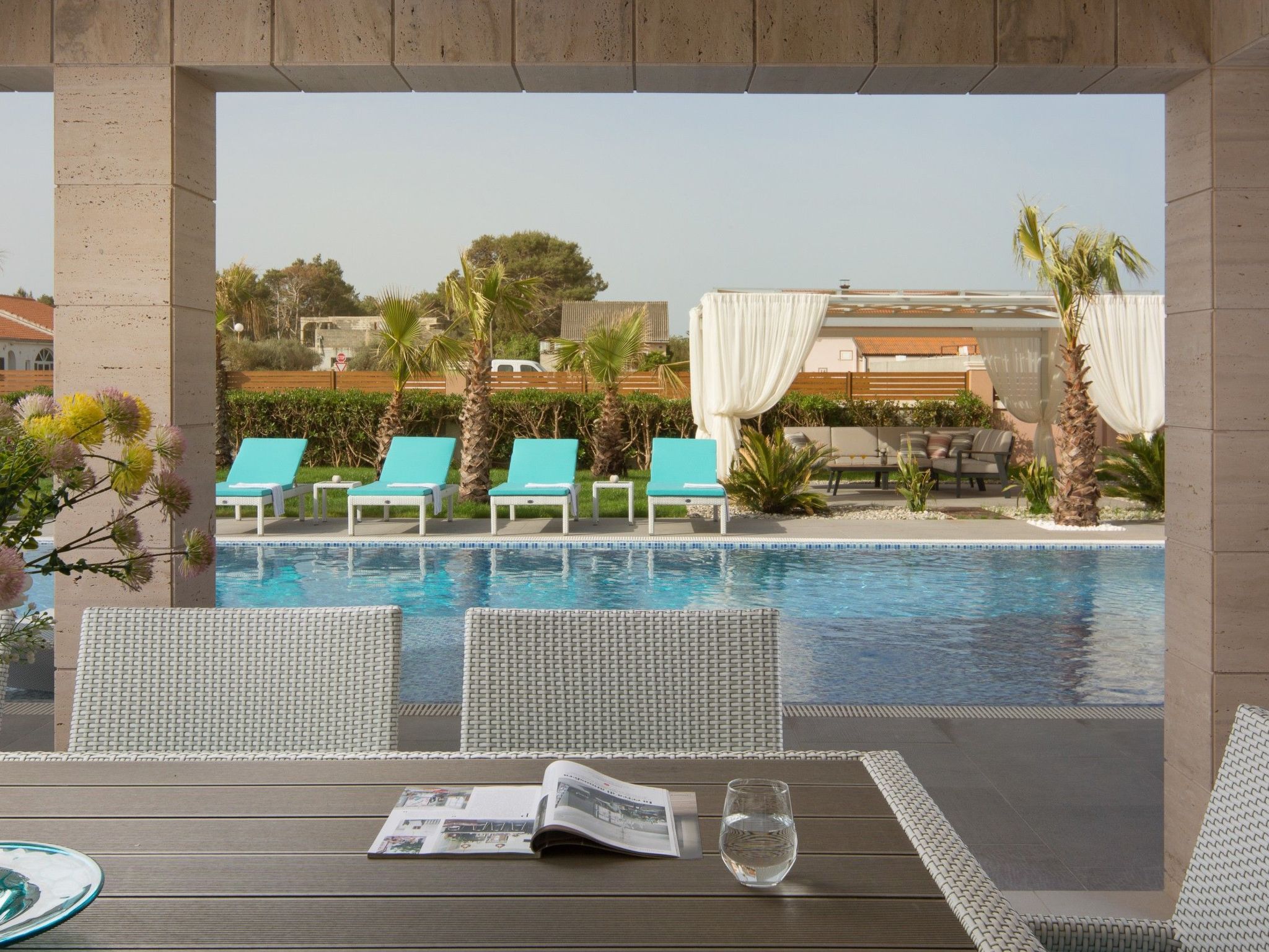 Villa Malibu Eclipse-Image-tags.info