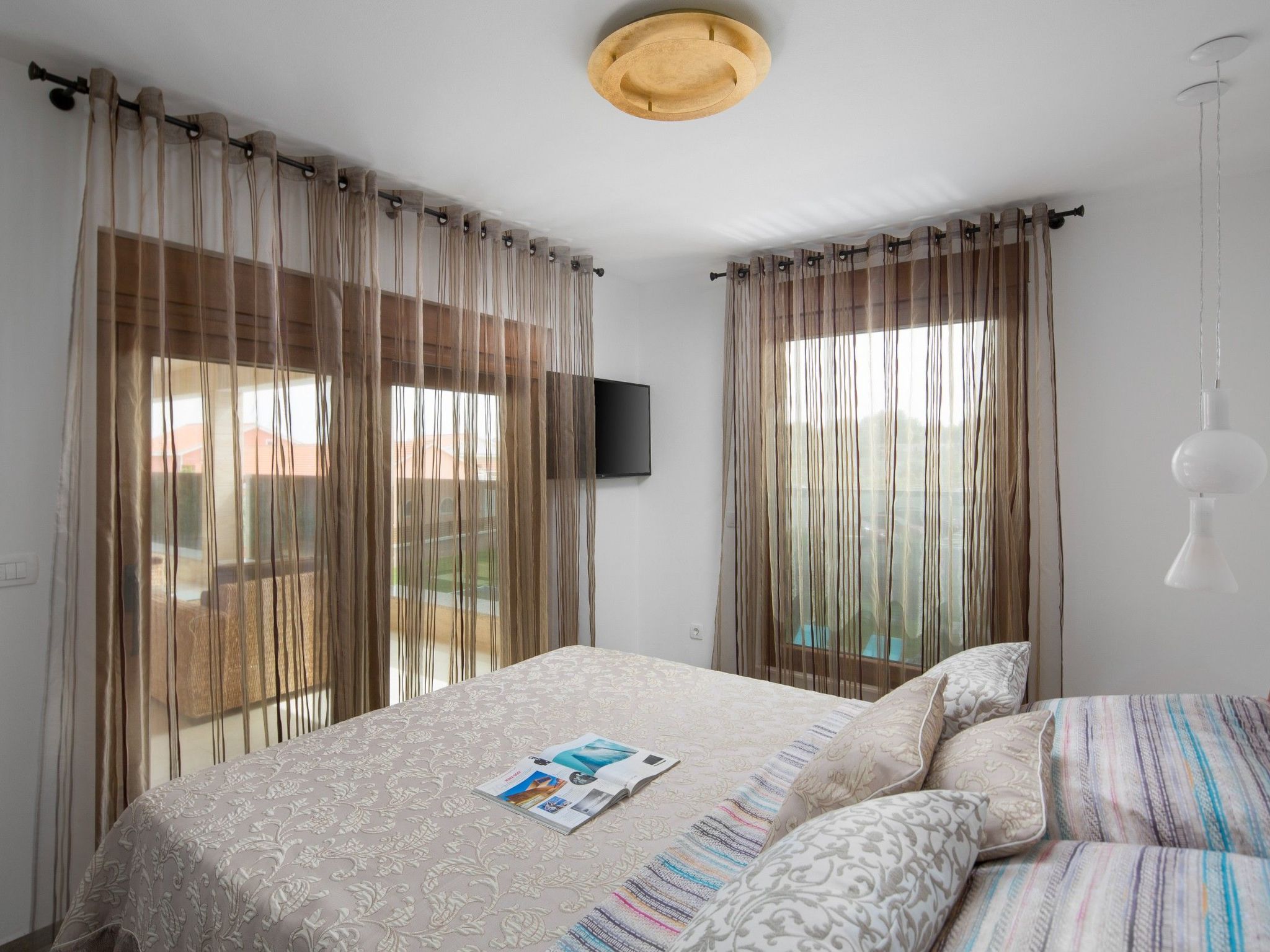 Villa Malibu Eclipse-Image-tags.info