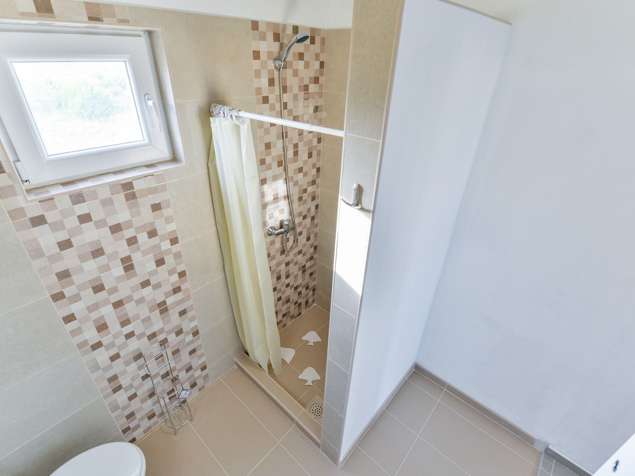 Apartment Trk 2-Image-tags.info