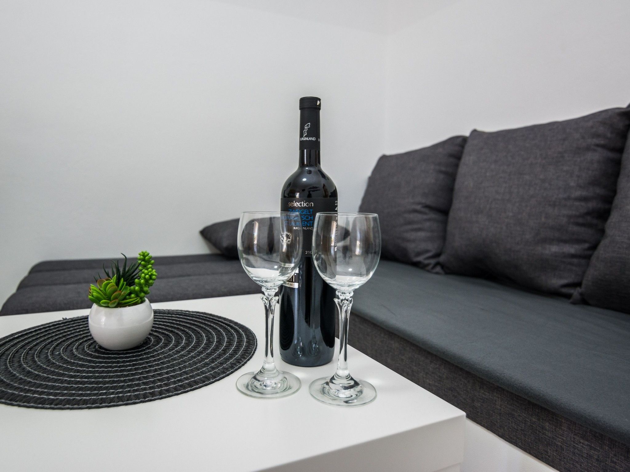 Apartment Skundric 1-Image-tags.info