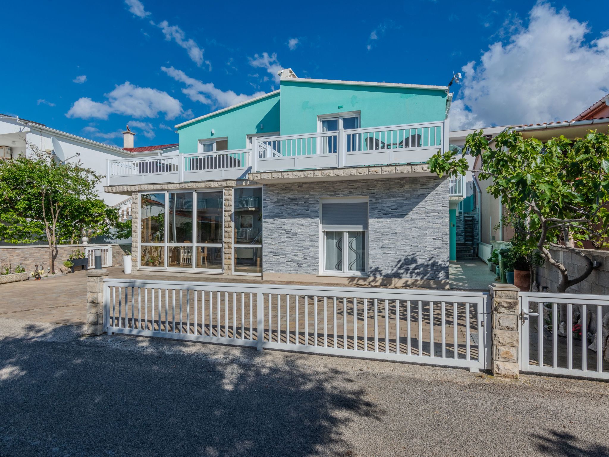 Apartment Jozef 3-Image-tags.info