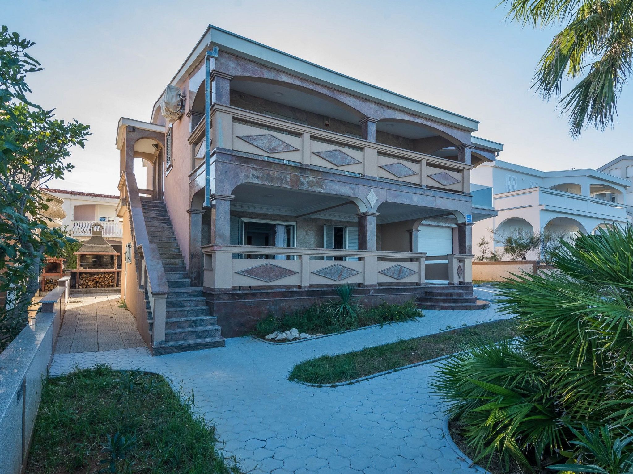 Apartment Weiss 1-Image-tags.info