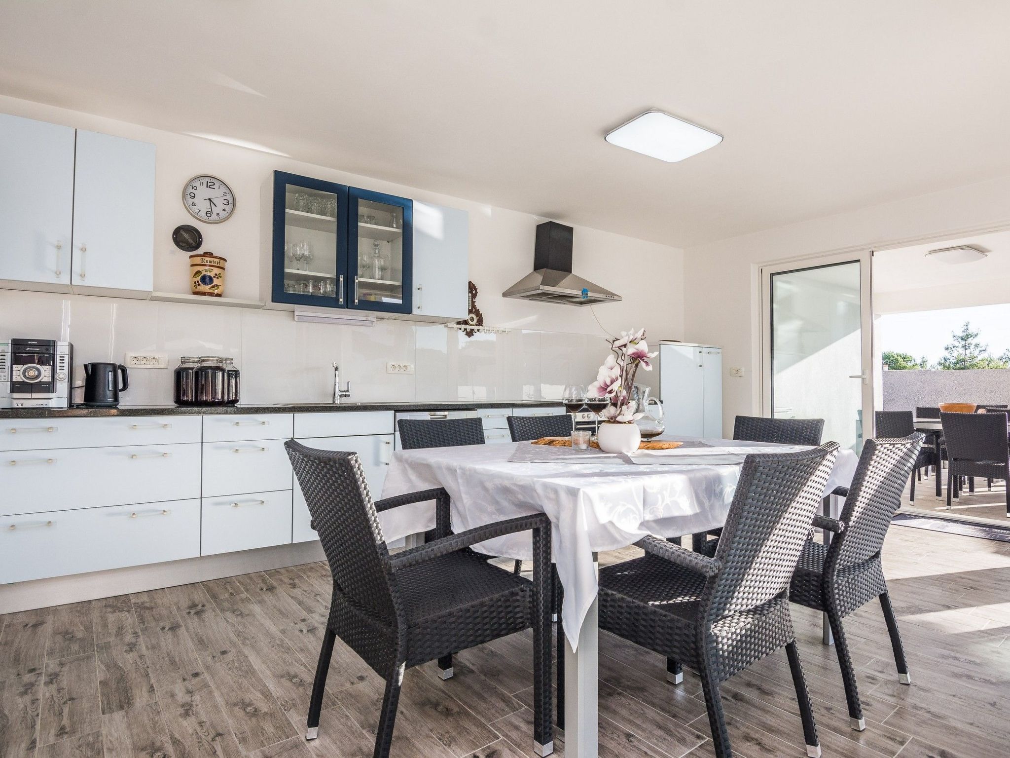 Apartment Olujic 2-Image-tags.info