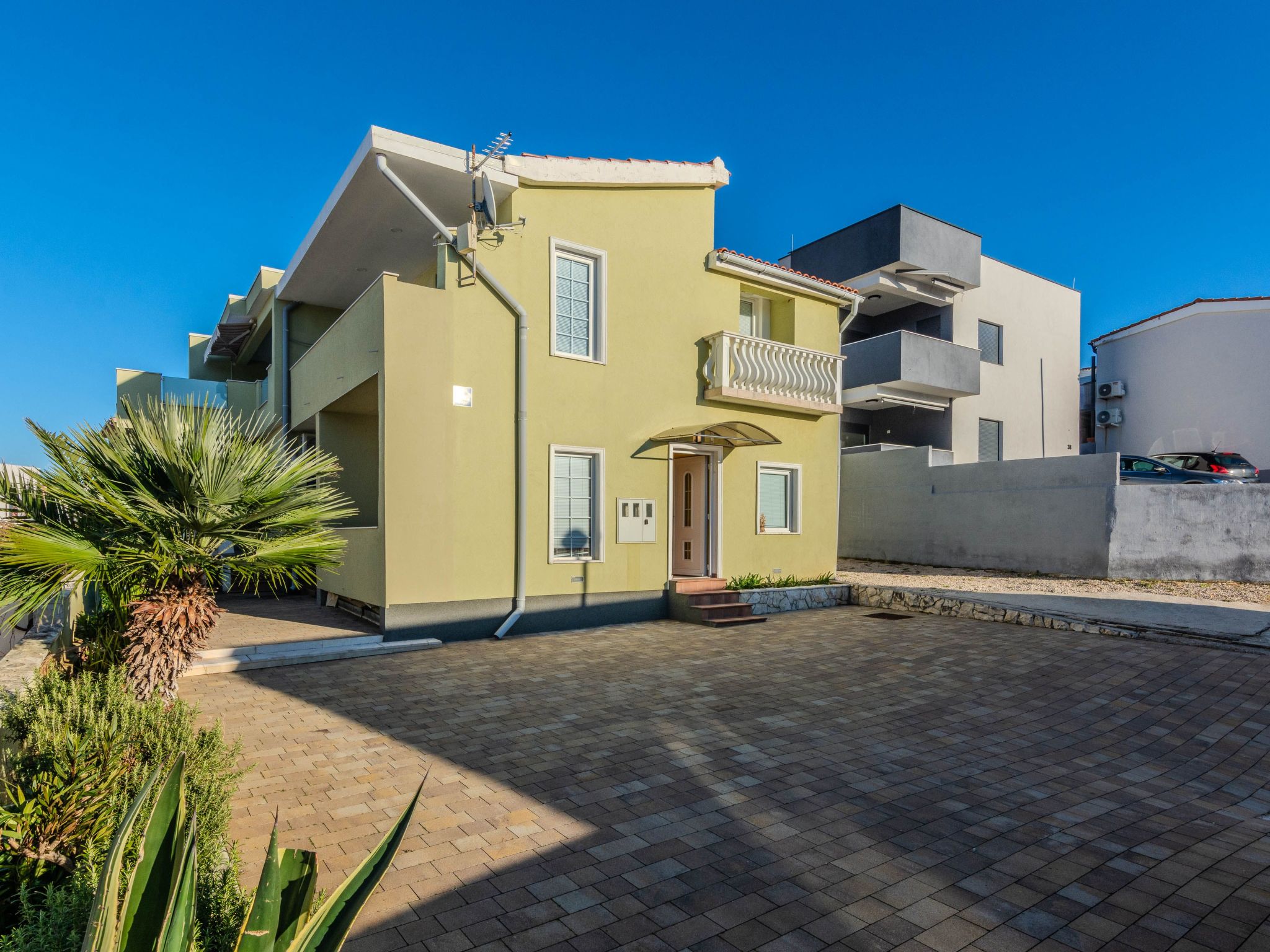 Apartment Mahnet 3-Image-tags.info