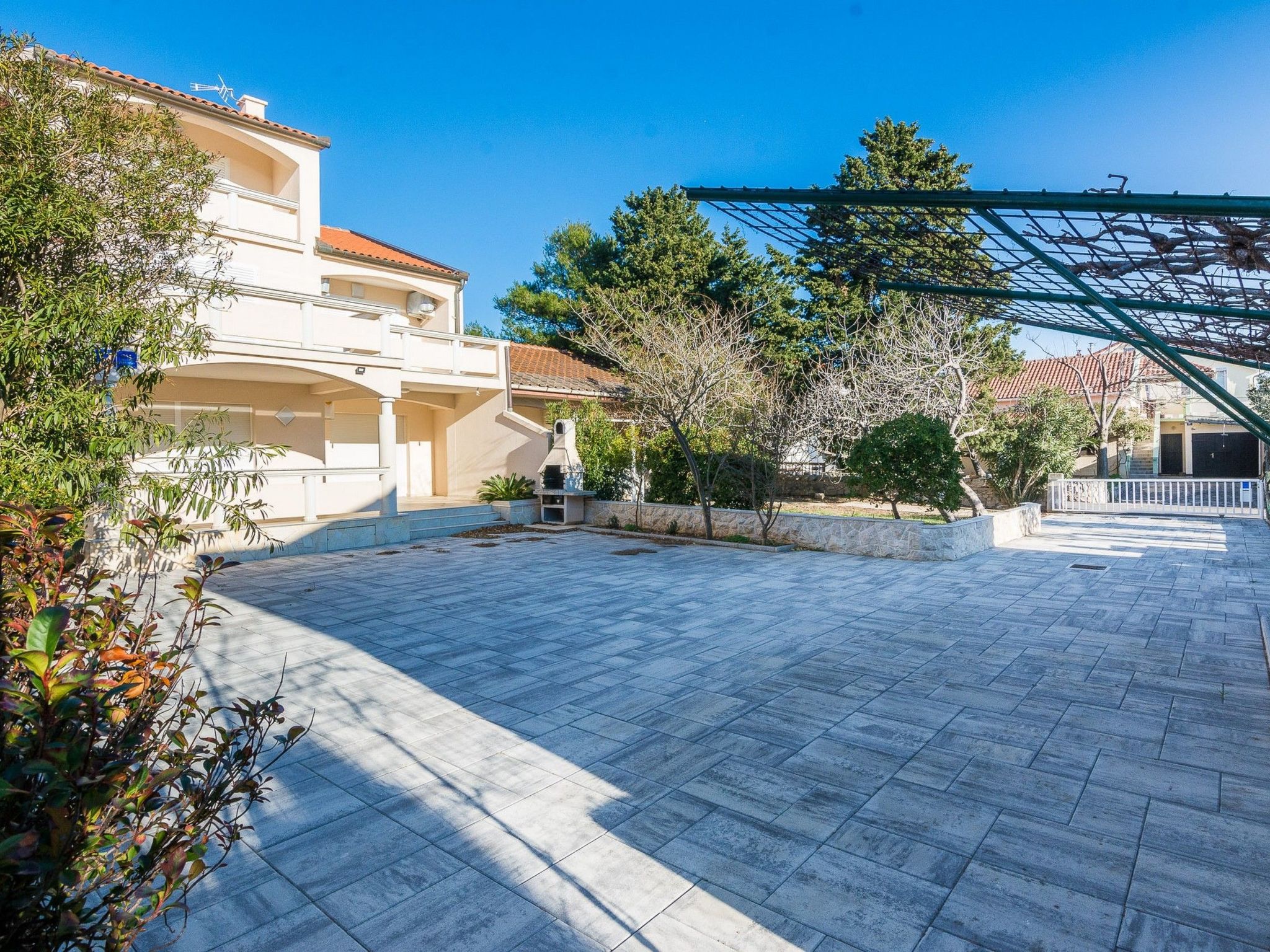 Apartment Medved 1-Image-tags.info