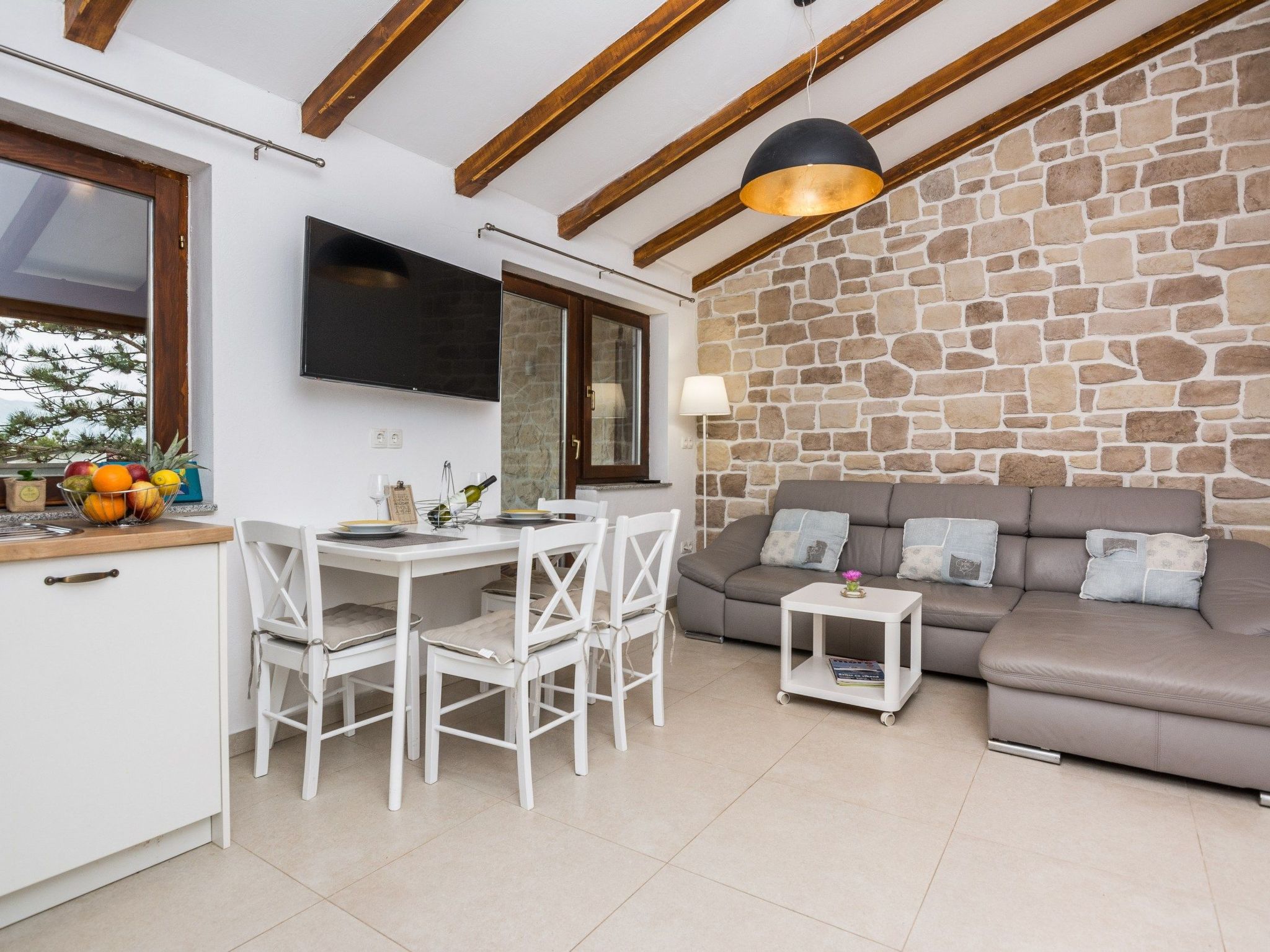 Apartment Malcic 2-Image-tags.info