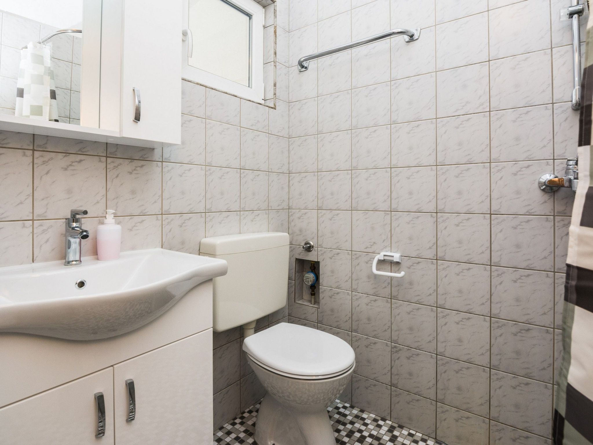 Apartment Skundric 6-Image-tags.info