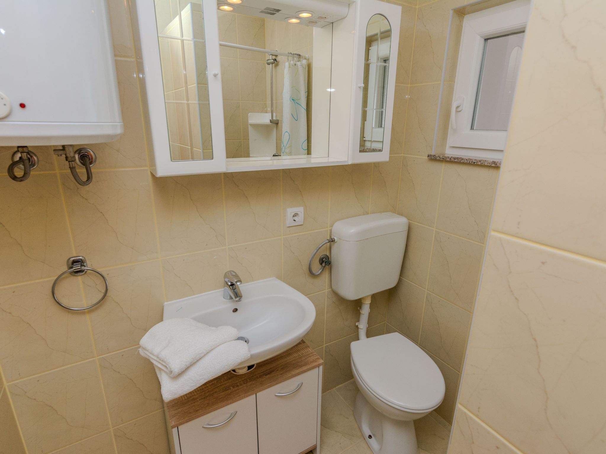 Apartment Tukara 3-Image-tags.info