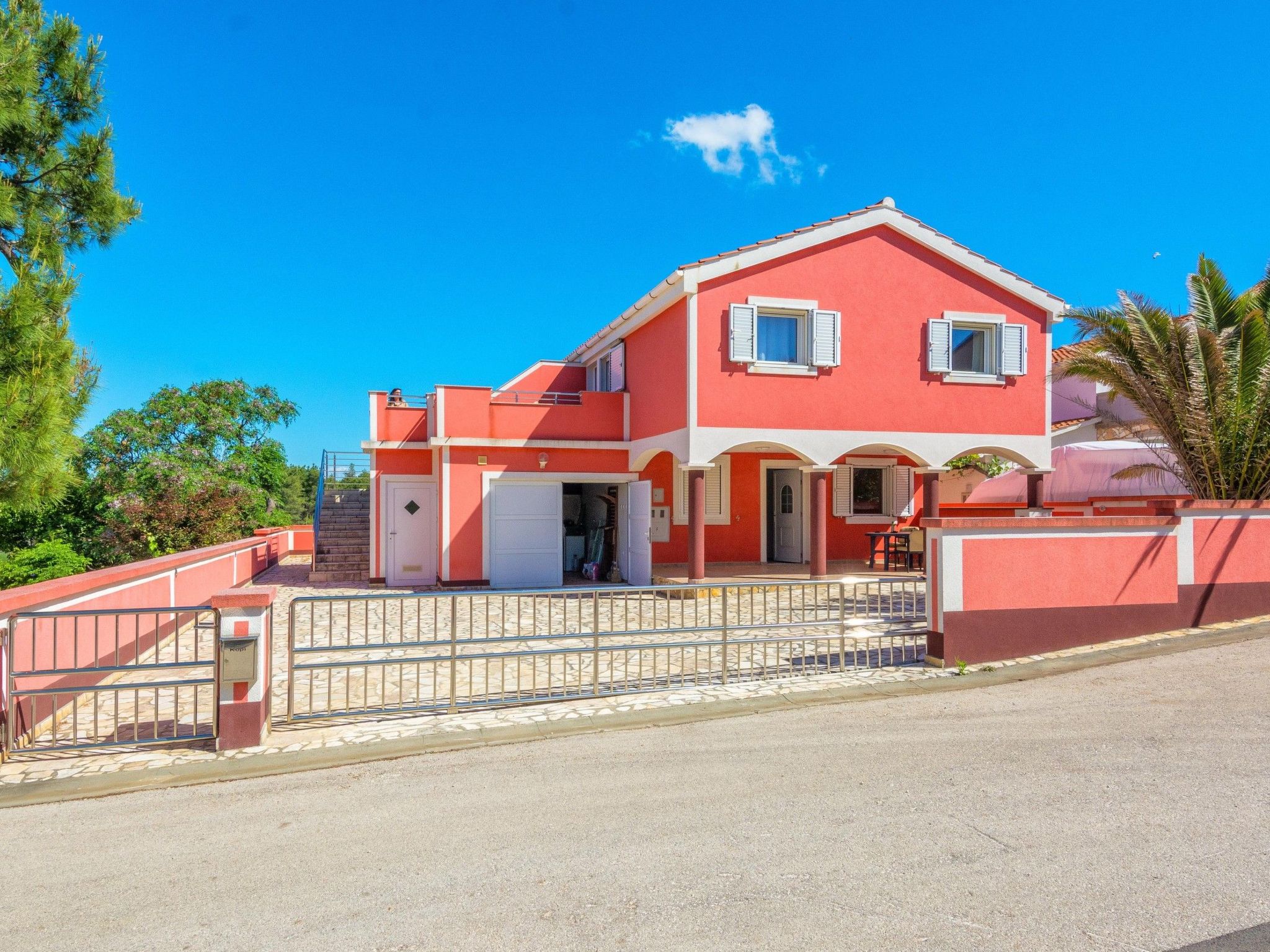 Apartment Kopi 2-Image-tags.info