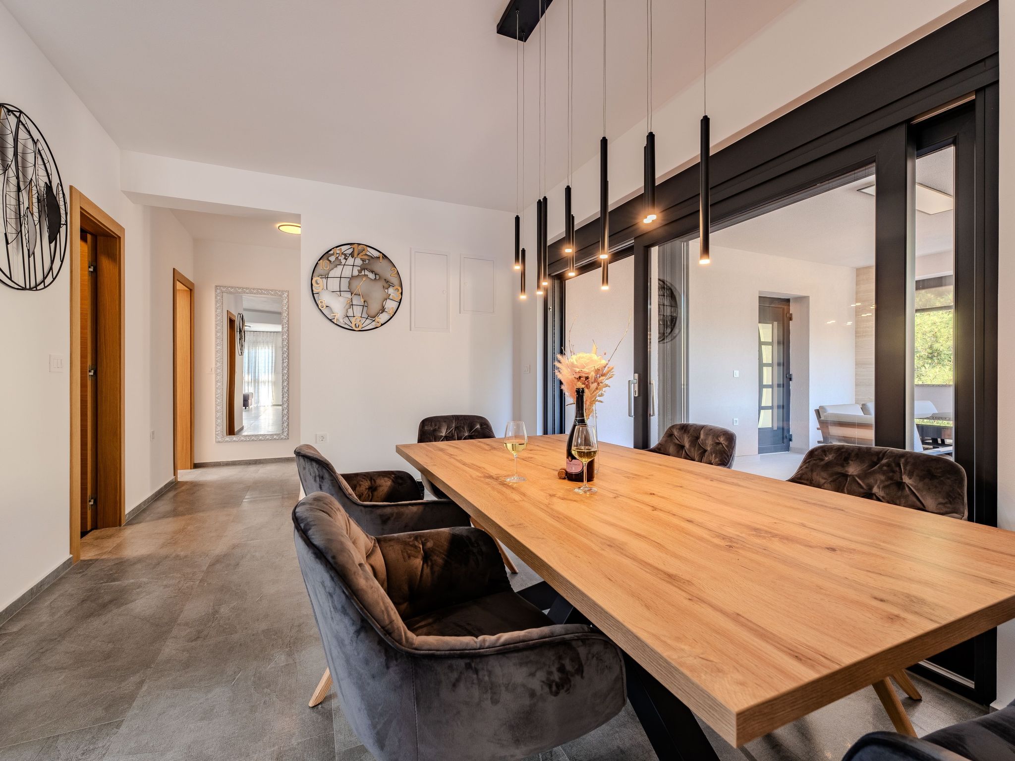 Apartment Royal 2-Image-tags.info