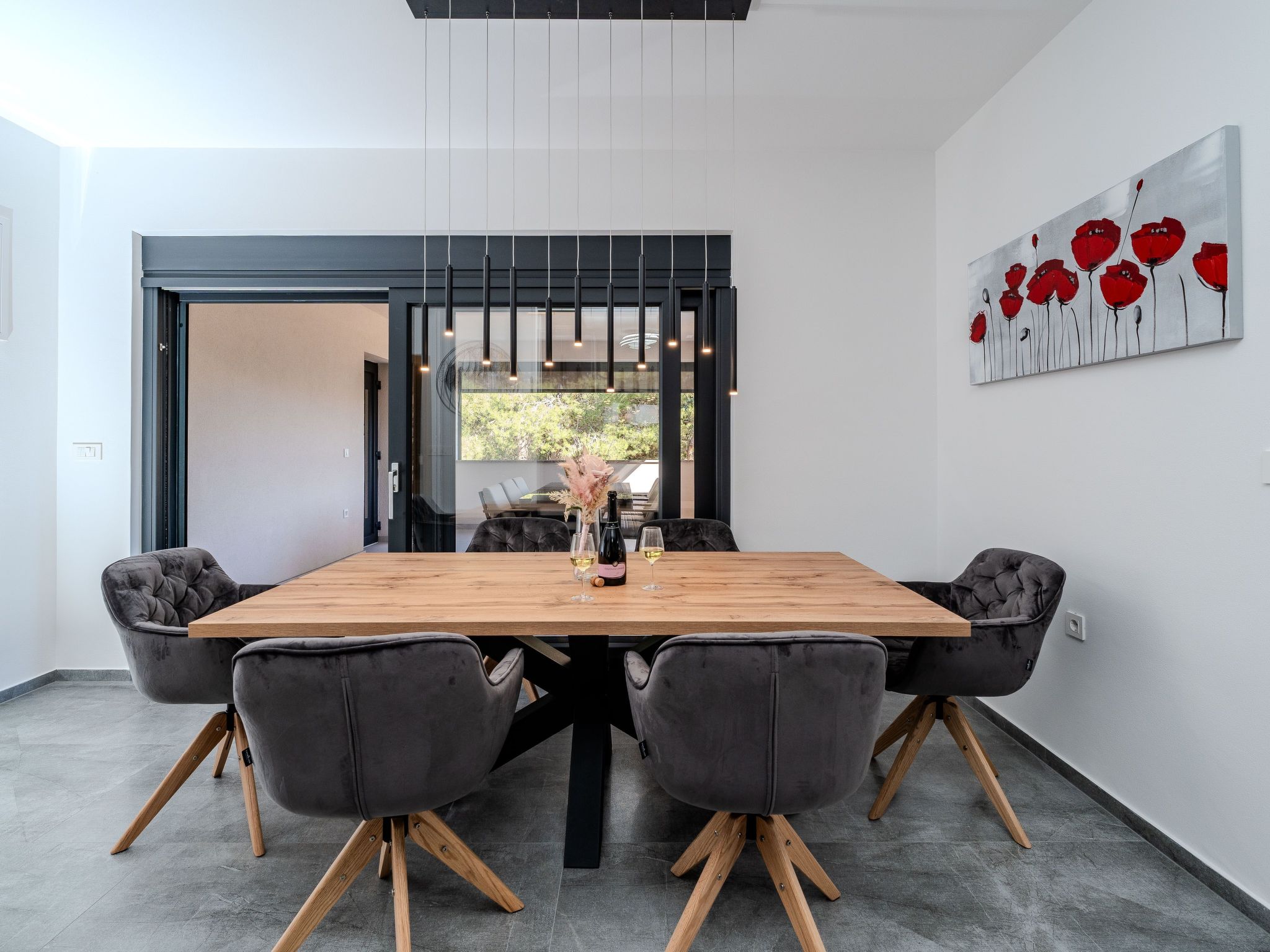 Apartment Royal 2-Image-tags.info