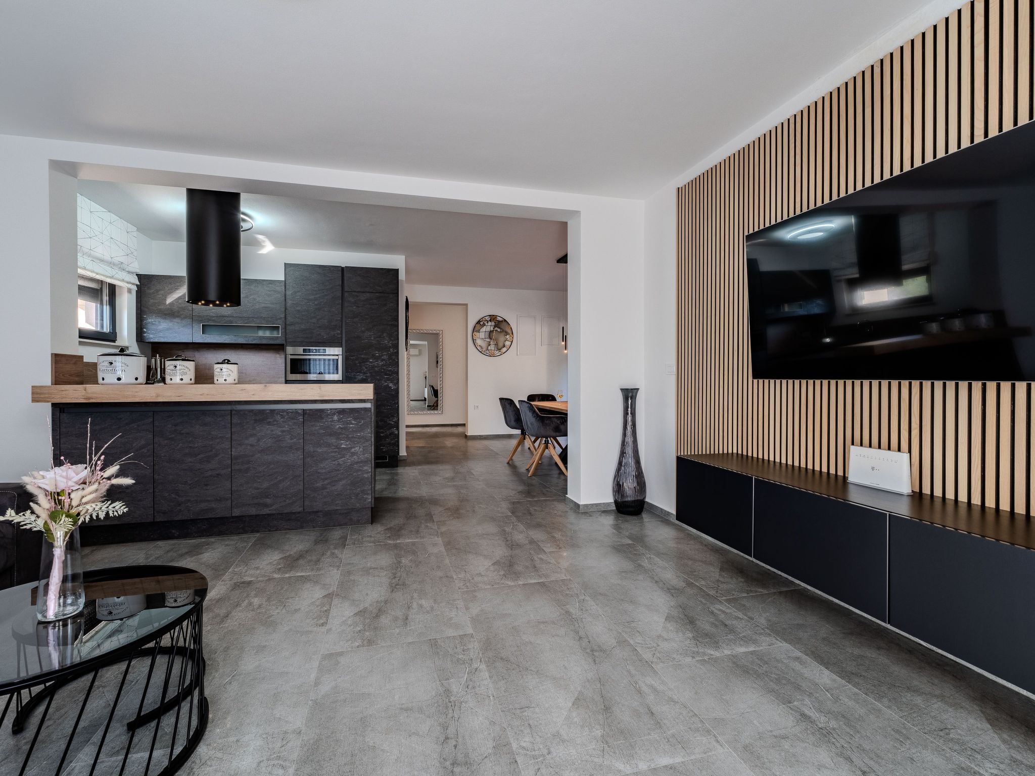 Apartment Royal 2-Image-tags.info