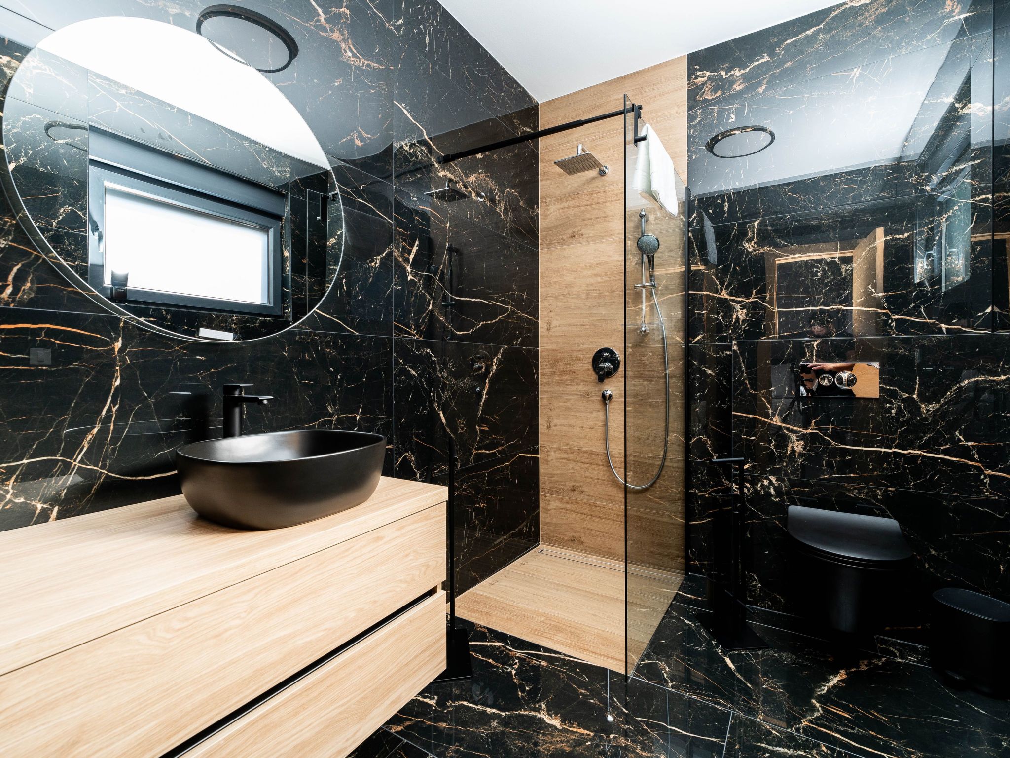 Apartment Royal 2-Image-tags.info