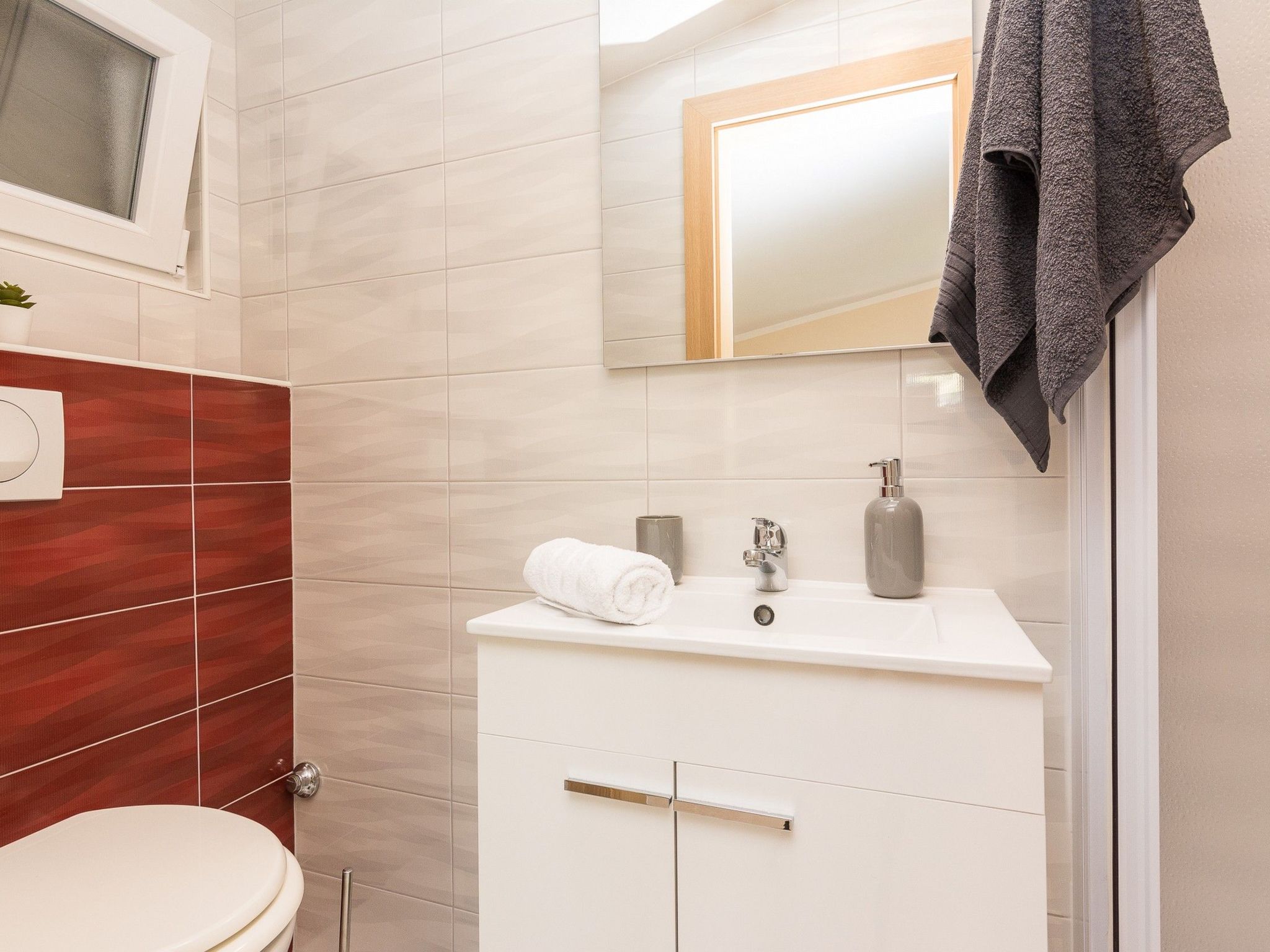 Apartment Bobeta 2-Image-tags.info