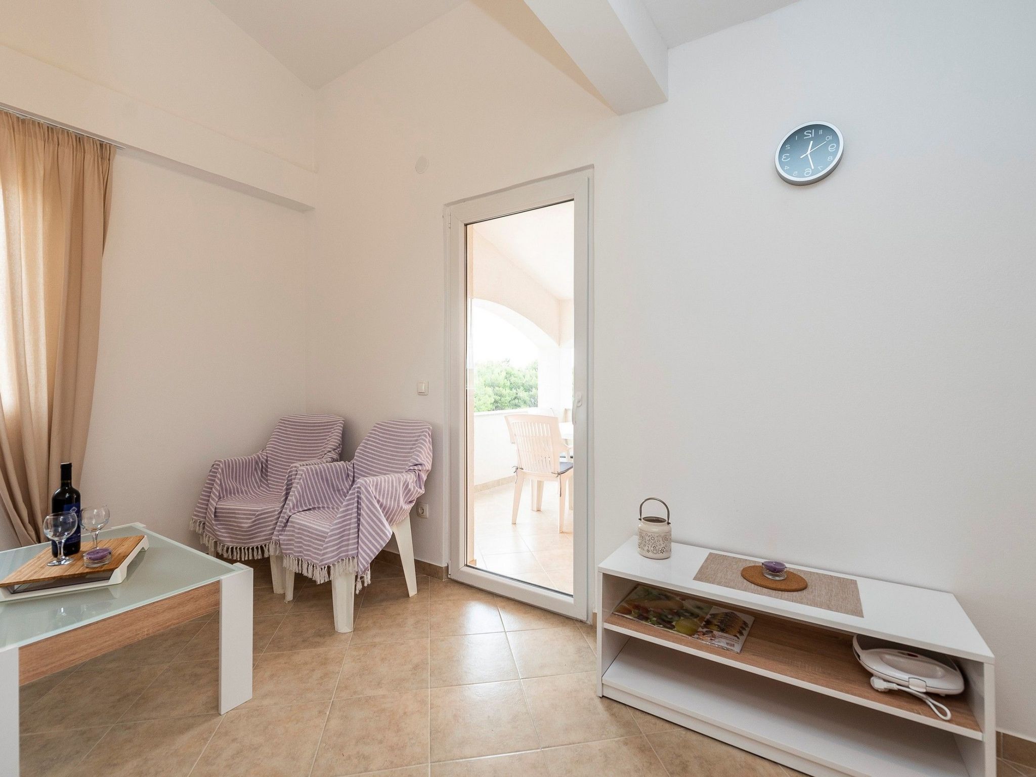 Apartment Simic 2-Image-tags.info