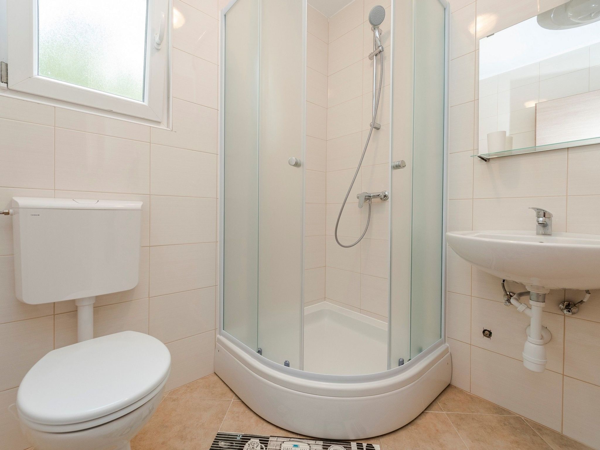 Apartment Simic 2-Image-tags.info