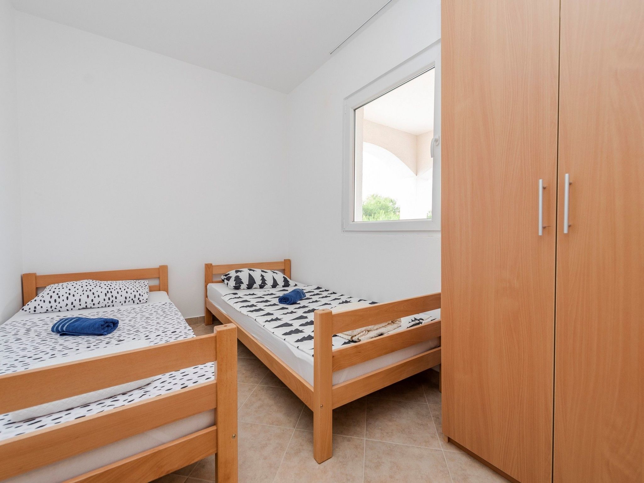 Apartment Simic 2-Image-tags.info