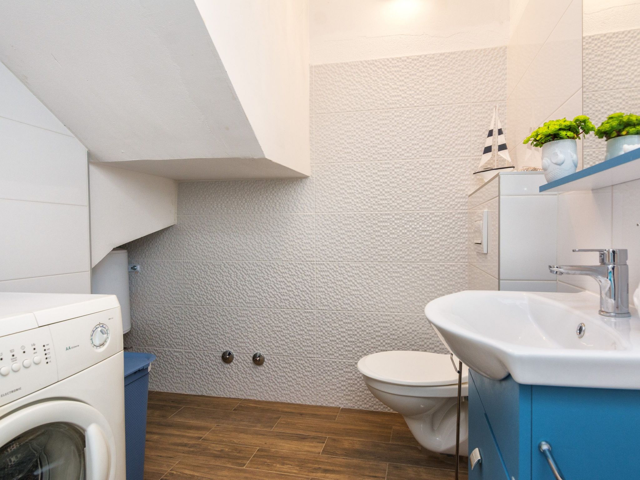 Villa Eva-Image-tags.info